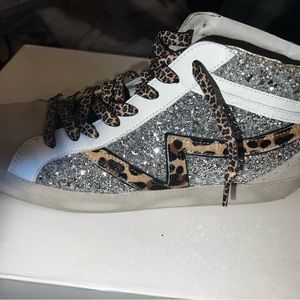 Gianni Bini leopard and Glitter sneakers worn once